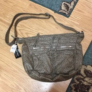 Bueno collections purse